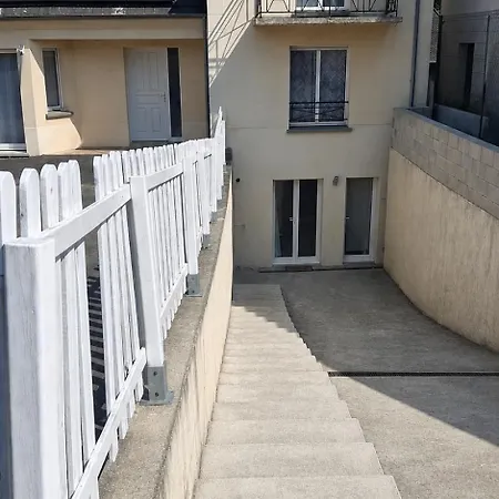 Confortable 2 Parking Proche Apartment